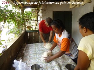 humanite-madagascar-2014-brousse-aprentissage-fabrication-du-pain